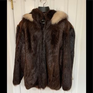 Vintage! Women’s Authentic Beaver Fur Jacket